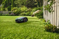 STIHL Mähroboter iMOW® 4 EVO - inkl. Ladestation 7