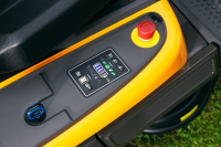 STIGA Akku-Rasentraktor Swift 372e - inkl. 3 Akkus 4