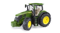 Bruder John Deere 7R 350 gallery