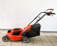 Husqvarna Akku-Rasenmäher LC 142iS - inkl. Akku & L