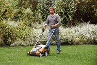 STIHL Akku-Rasenlüfter RLA 240 – ohne Akku & 