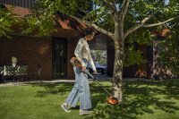 Husqvarna Akku-Trimmer 215iL, Trimmerkopf R25B - ohne Akku &