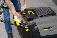 Kärcher Kehrsaugmaschine KM 75/40 W Bp Pack - inkl....