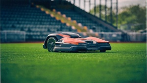 Husqvarna CEORA 544 EPOS inkl. Mähdeck, Ladestation &am